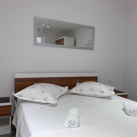 Niko Apartment Baska Voda Bagian luar foto