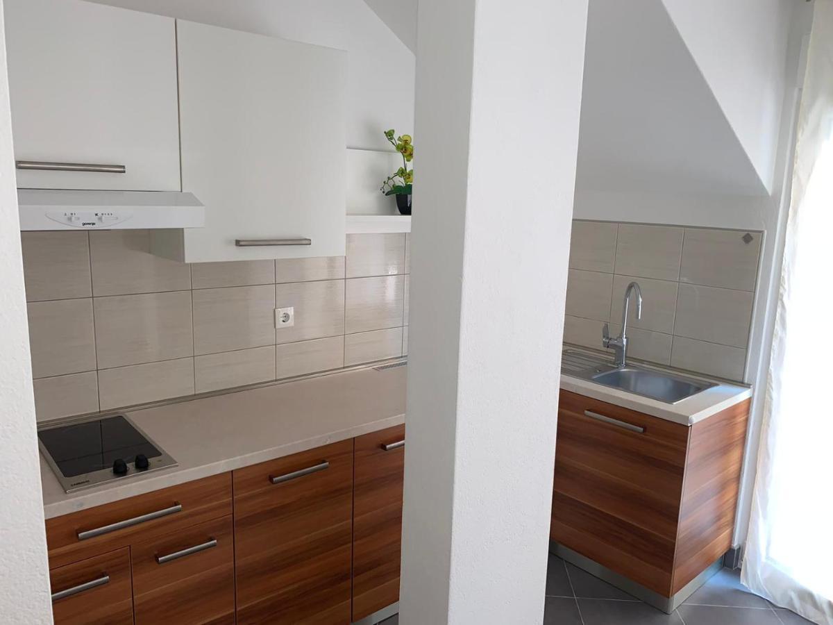 Niko Apartment Baska Voda Bagian luar foto