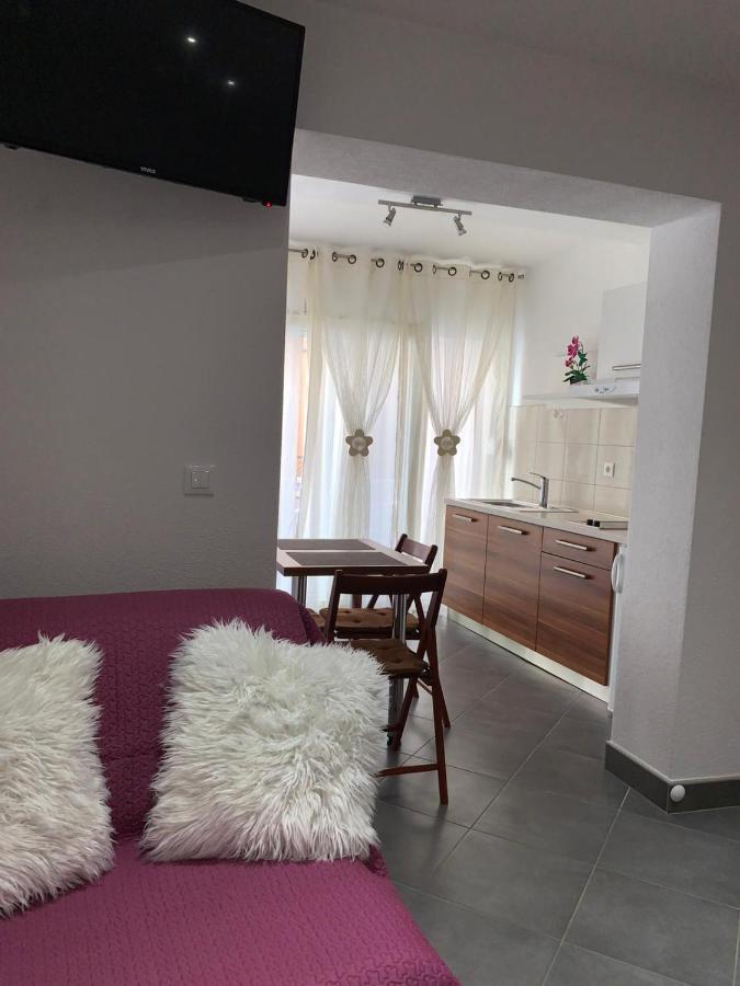 Niko Apartment Baska Voda Bagian luar foto